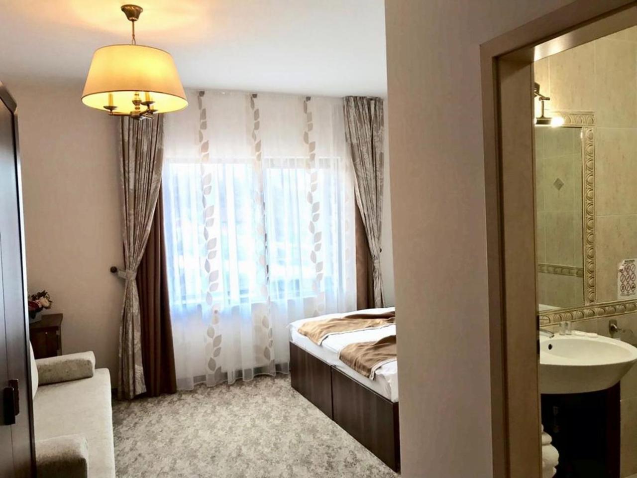 Pensiunea Poiana Viselor Poiana Mărului エクステリア 写真